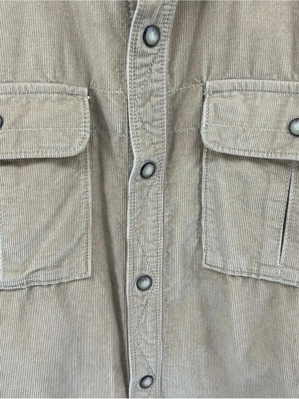 The North Face Corduroy Button-Up Shirt Jacket - Khaki